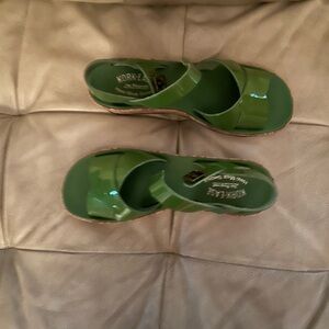 Women’s Kork-Ease  the original hand made sandals Green Patent on Cork